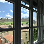 Demeure Saint Louis Historic Manor, City 700M, Parking,A C,Clim,Wifi, Heated Pool, City View